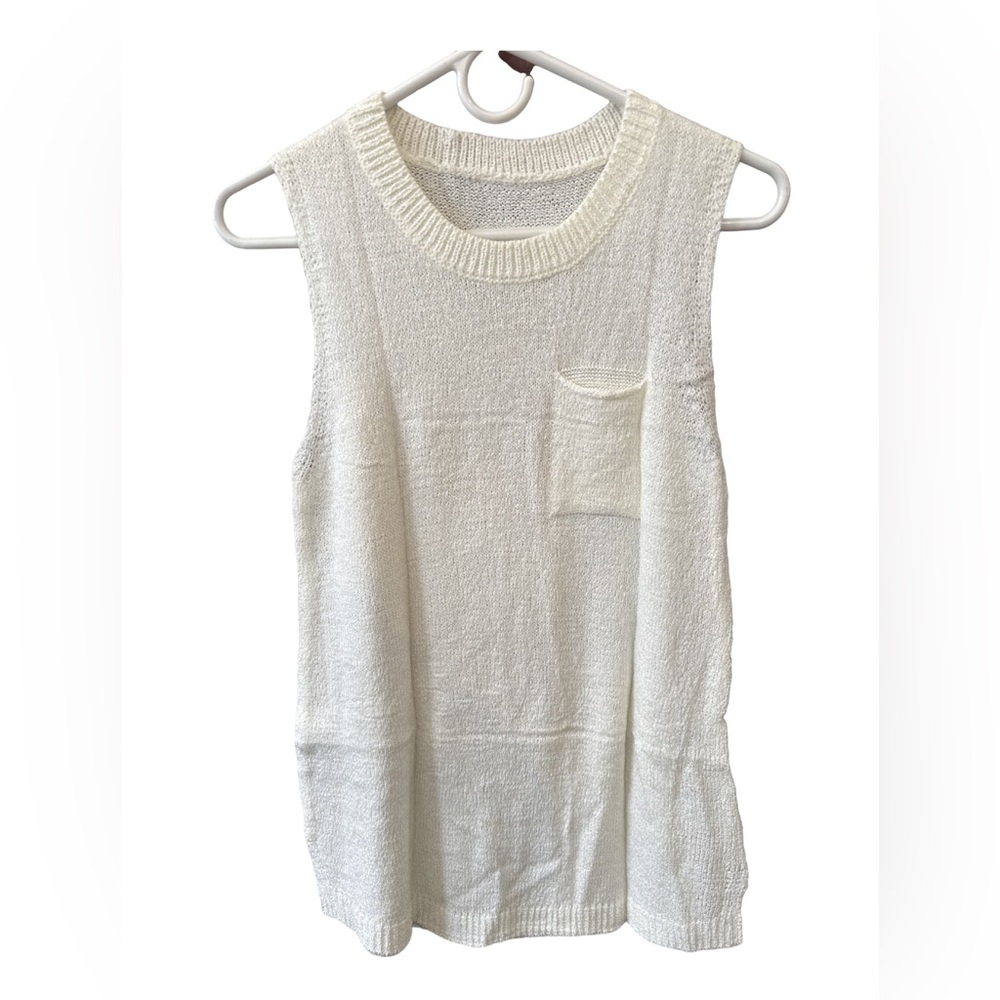 Women’s knit summer cami tank top. Size medium